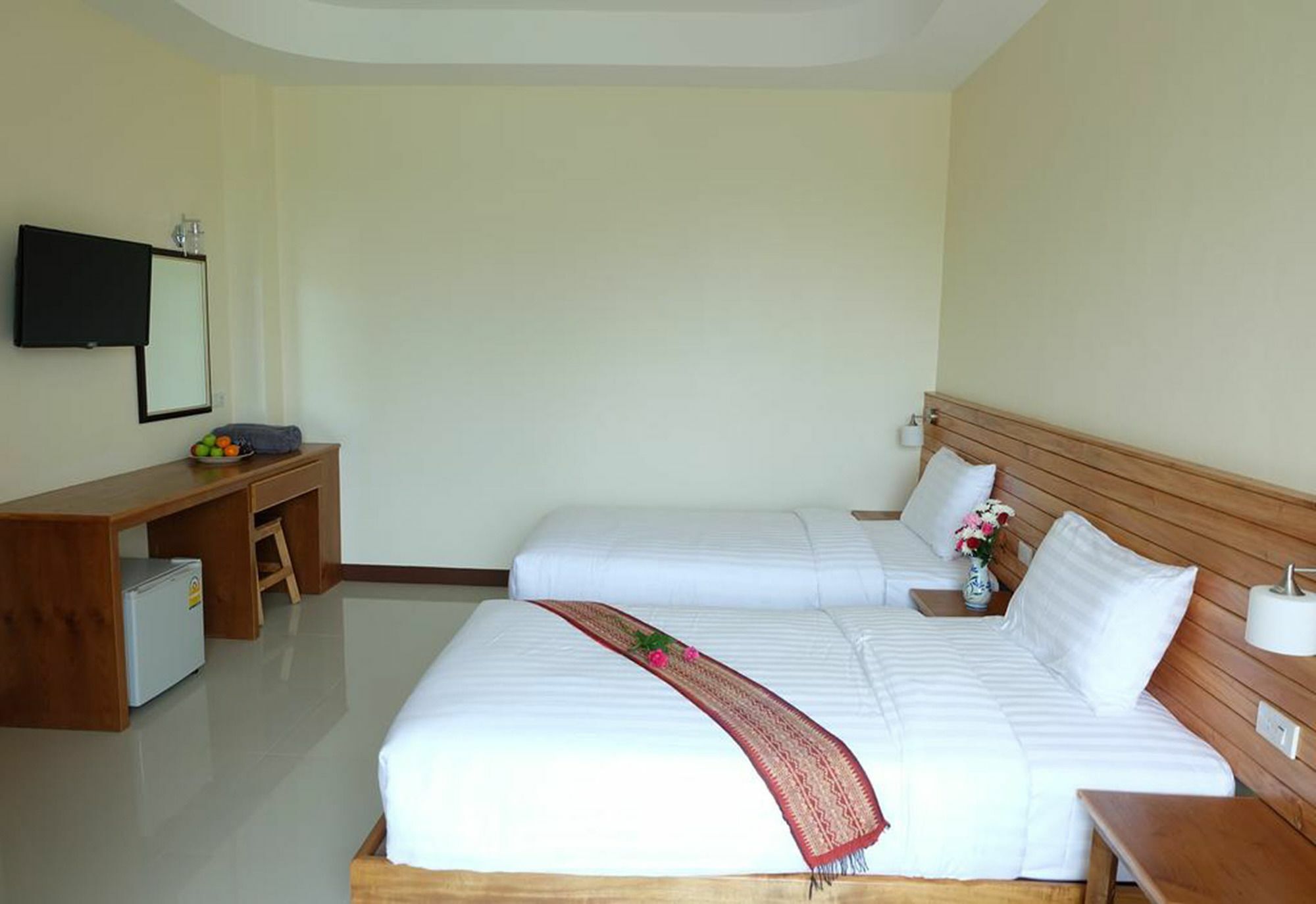 Chatin Guesthouse Khao Lak Exteriör bild